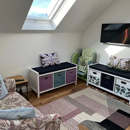 Sunnyridge Cottage, Porthcothan Bay Holiday home *